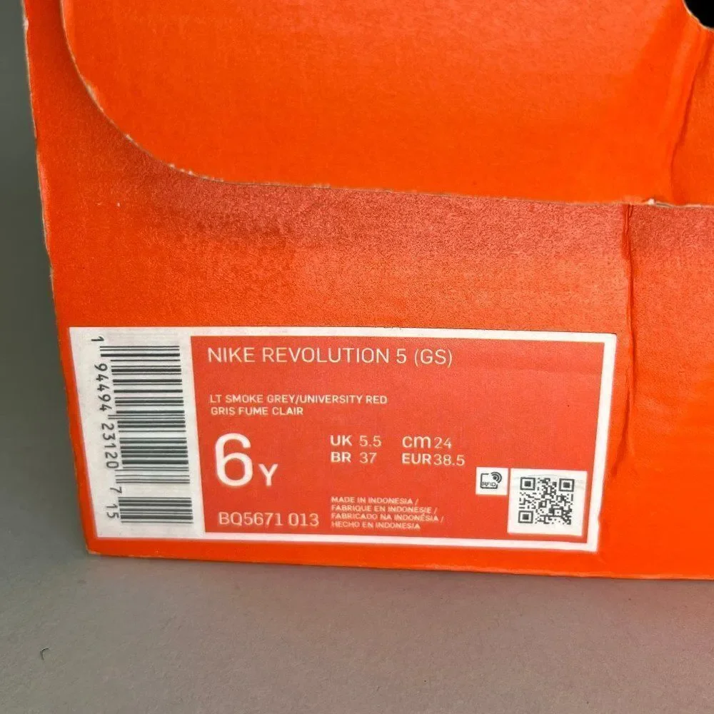Nike Revolution 5 Running Shoes Youth Size 6 Grey Red Athletic Training Sneakers